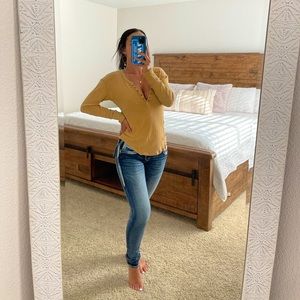 Rock Revival Skinny Jeans. Size 24.